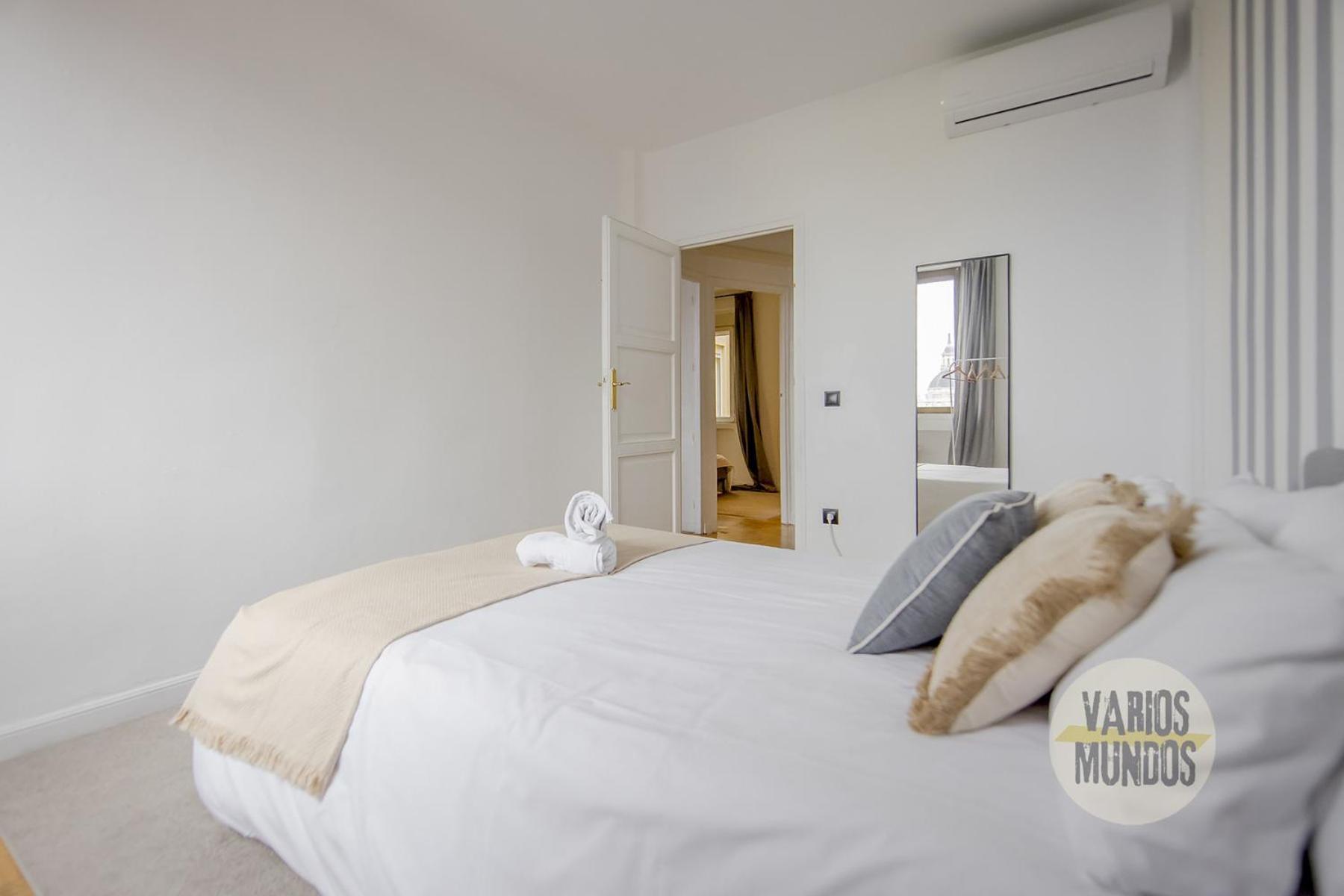 Apartamento De 4Hab En La Latina Con Vistas A Madrid Centro Exteriör bild