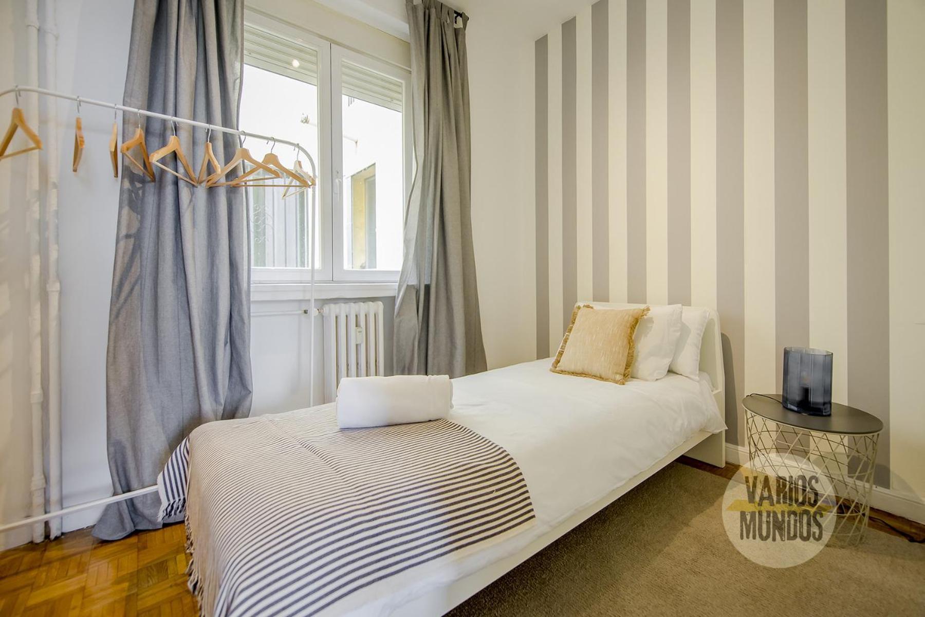 Apartamento De 4Hab En La Latina Con Vistas A Madrid Centro Exteriör bild