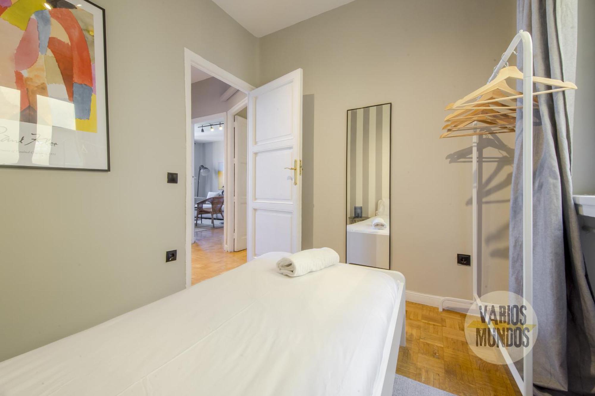 Apartamento De 4Hab En La Latina Con Vistas A Madrid Centro Exteriör bild